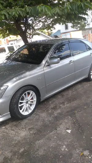Toyota Crown 2004 Silver