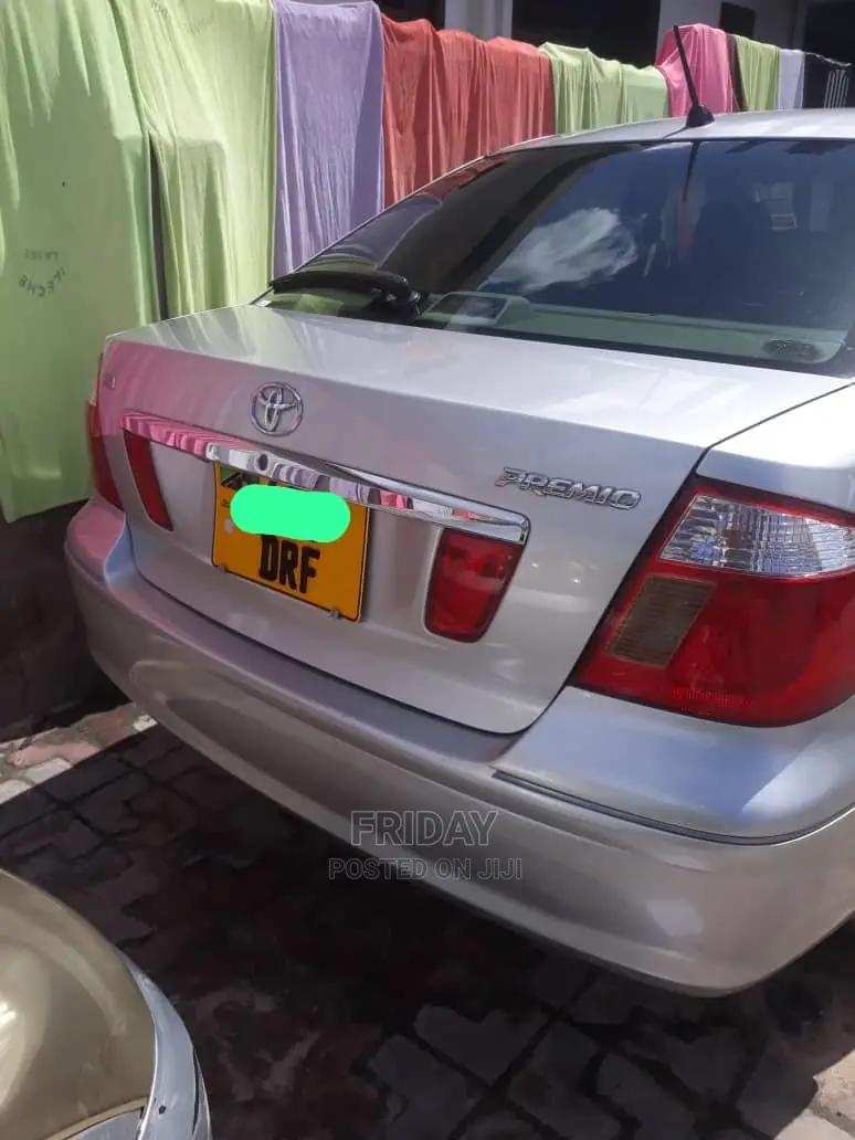 Toyota Premio 2005 Silver