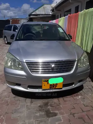 Toyota Premio 2005 Silver