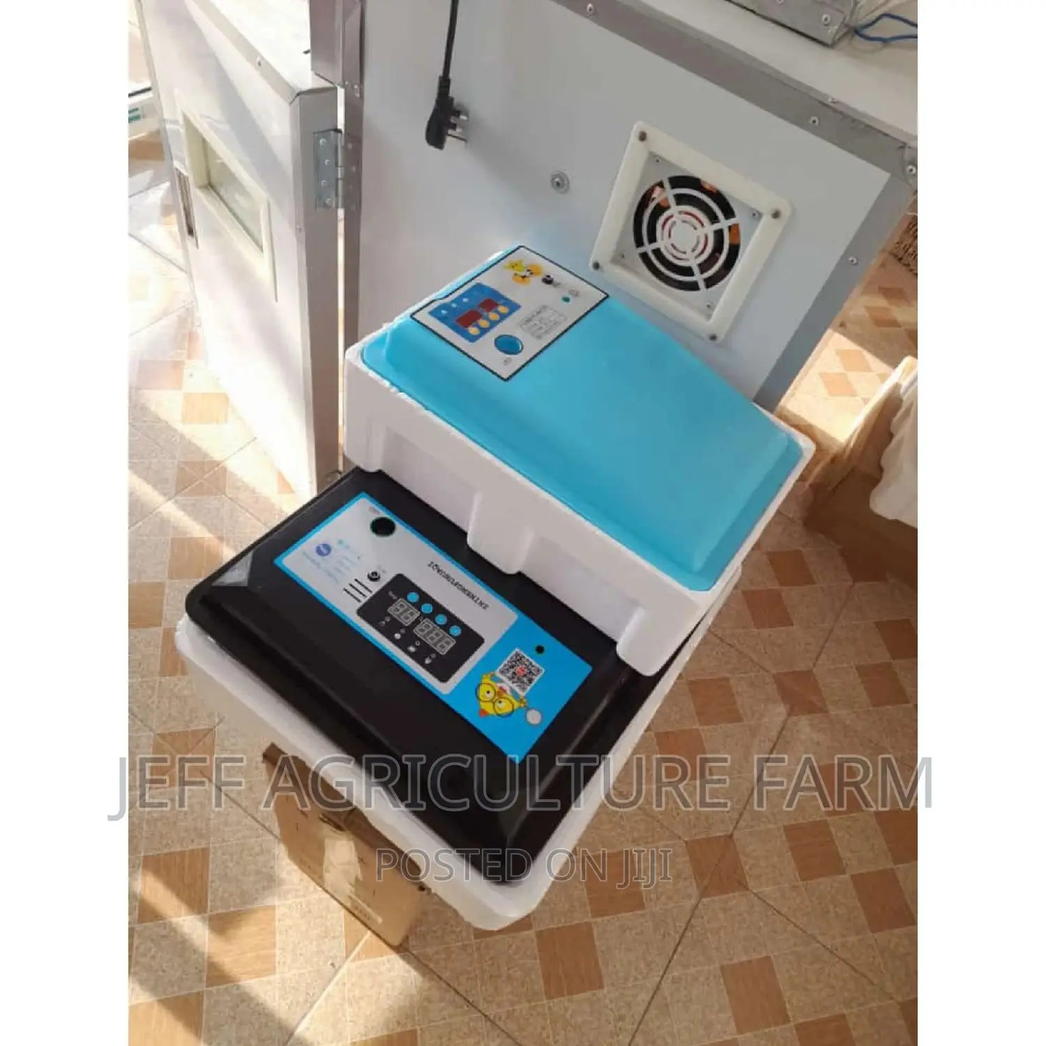 30 Eggs Incubator Machine Automatically