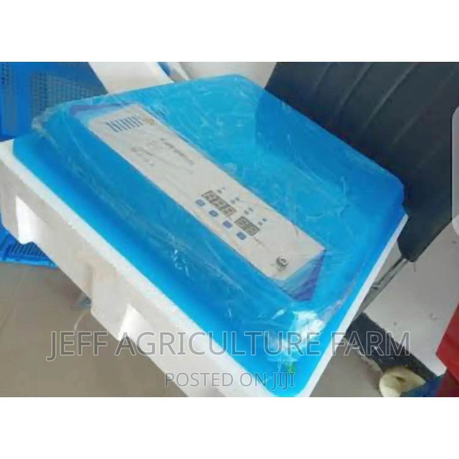 30 Eggs Incubator Machine Automatically