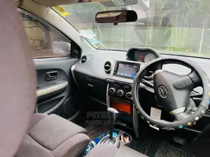 Toyota IST 2004 Brown