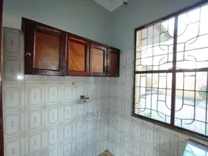 2bdrm Apartment in Kimara for rent