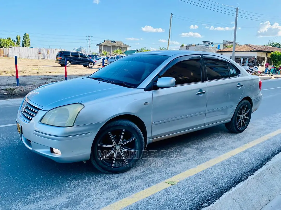Toyota Premio 2005 Silver