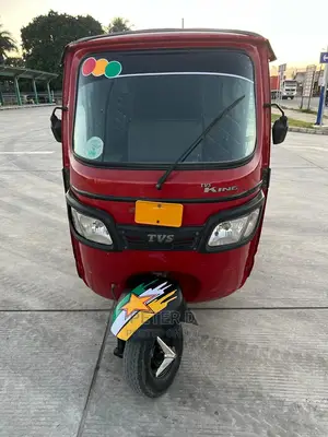 TVS Apache 180 RTR 2023 Orange