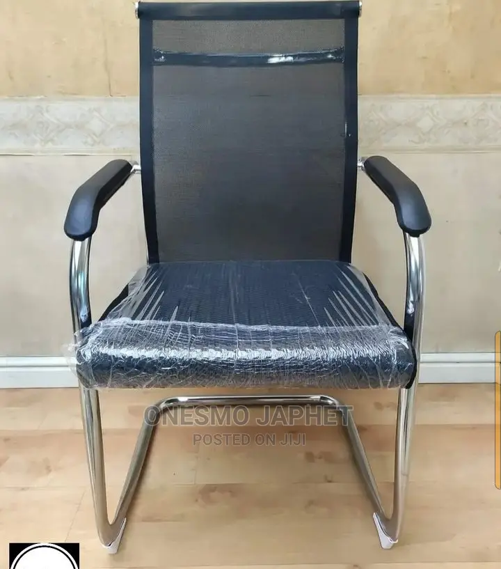 Vistas Chair