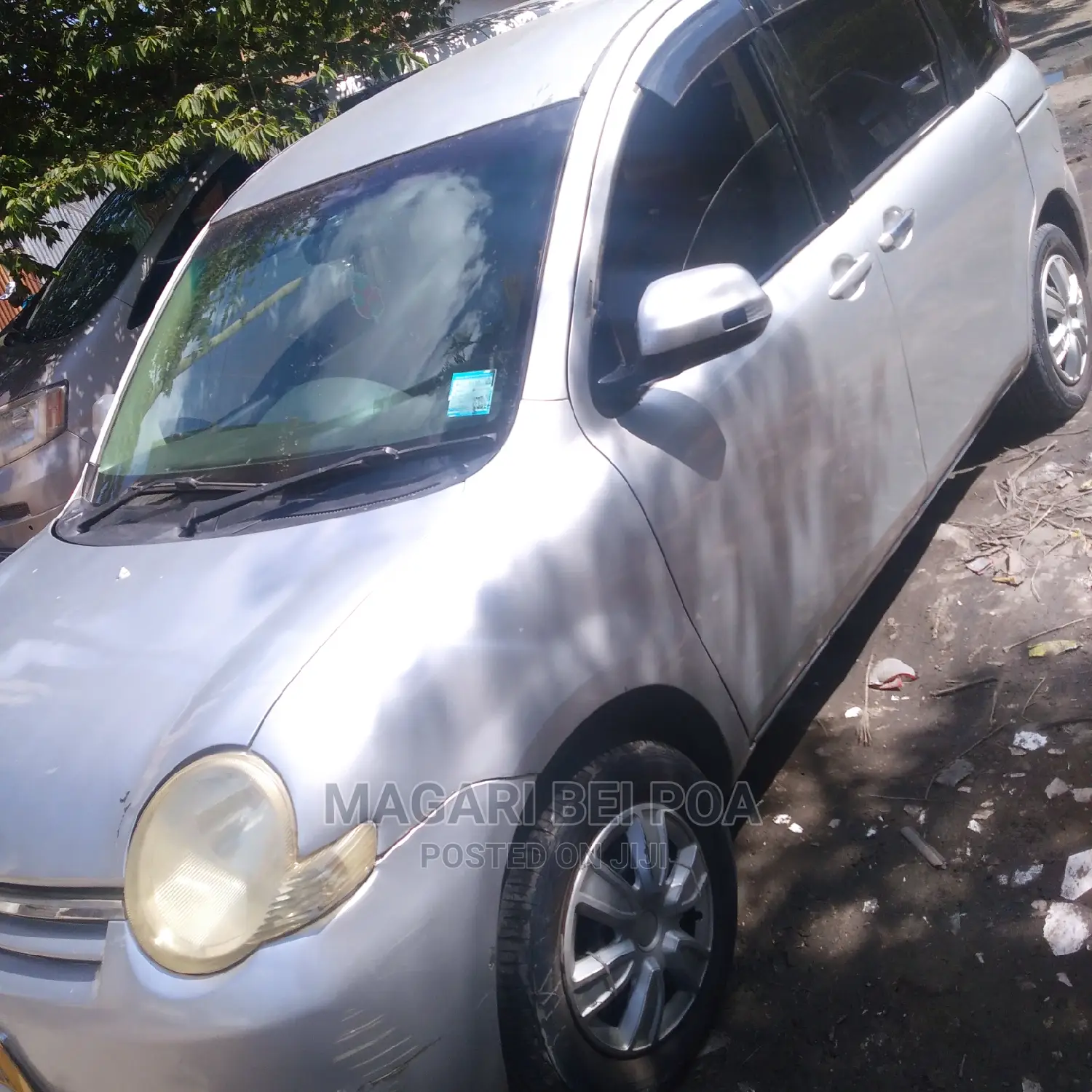 Toyota Sienta 2006 Silver