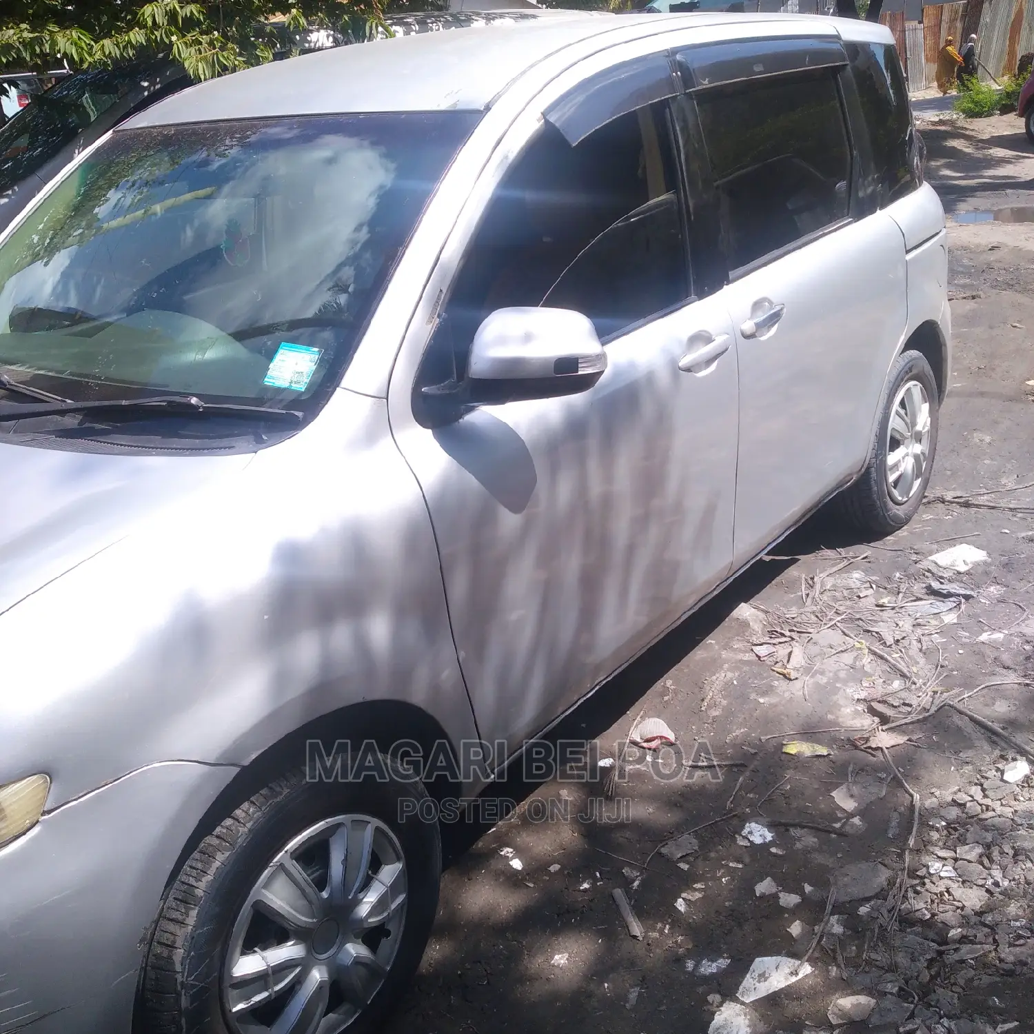 Toyota Sienta 2006 Silver