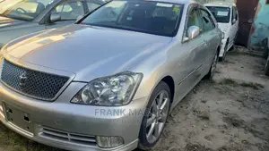 Toyota Crown 2004 Silver