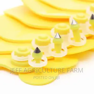 Cow Ear Tag Applicator