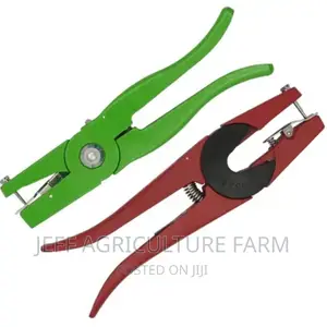 Cow Ear Tag Applicator