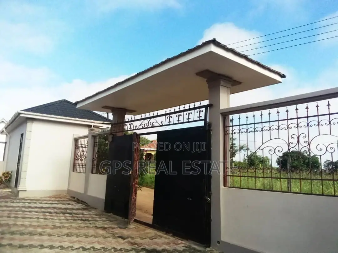 3bdrm House in Mbezi Msakuzi, Kinondoni for sale