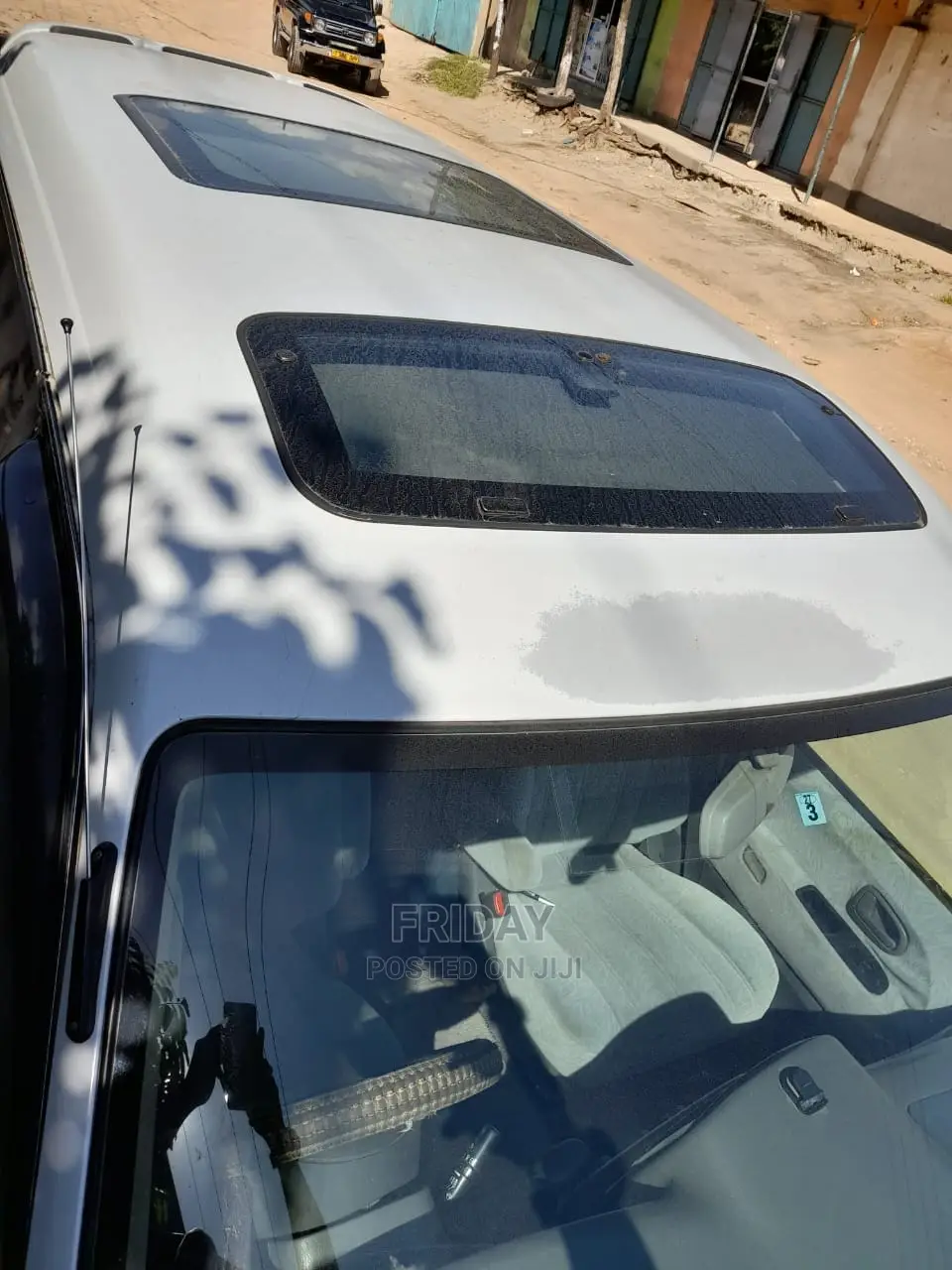 Toyota Noah 2001 Pearl