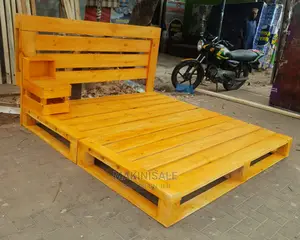 Kitanda Kizuri Sana Cha Pallet