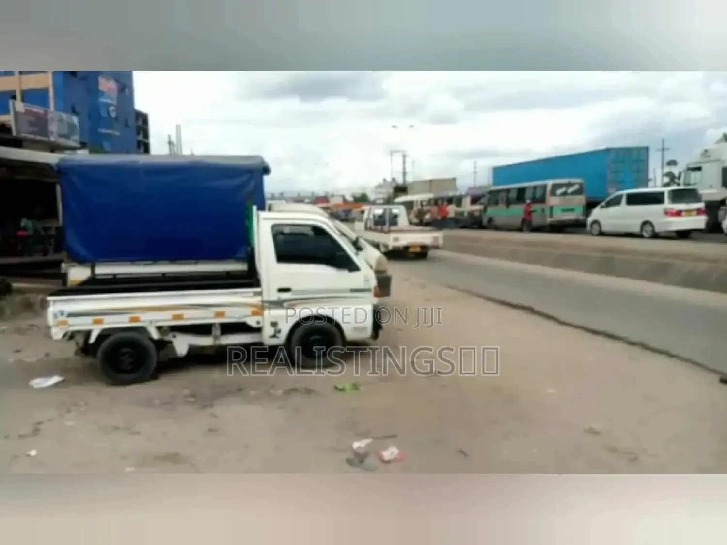 Buguruni, Nyumba/Plot Ya Kibiashara Inauzwa - Dar