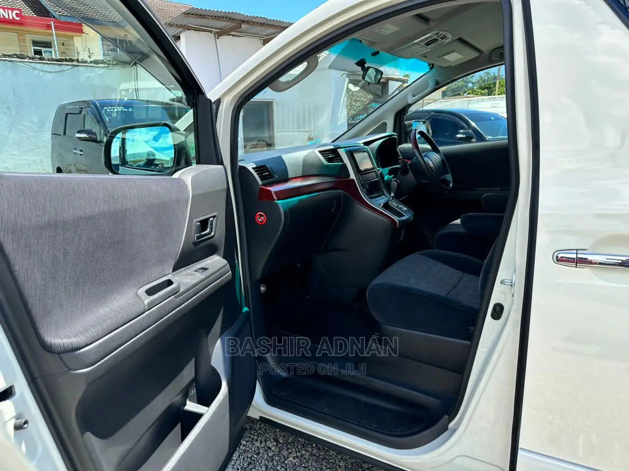 Toyota Alphard 2008 Pearl