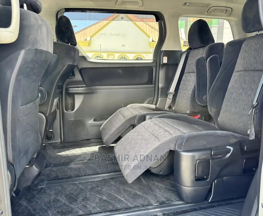 Toyota Alphard 2008 Pearl