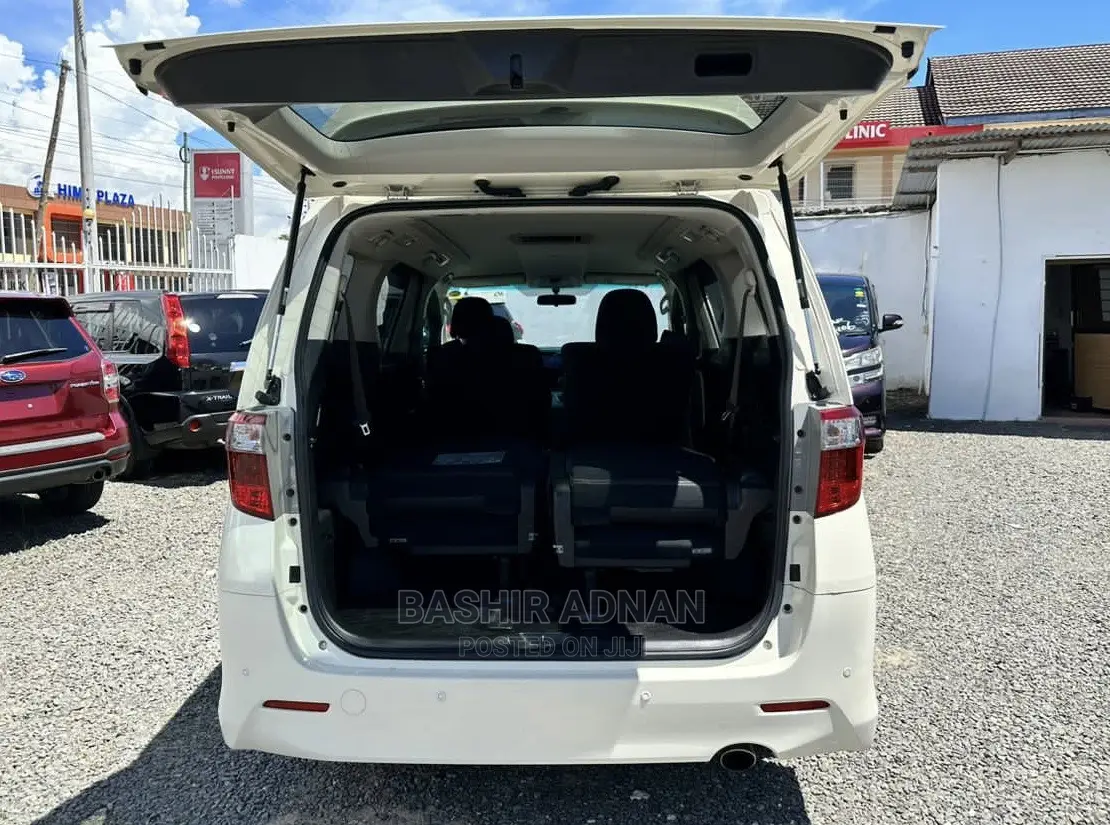 Toyota Alphard 2008 Pearl
