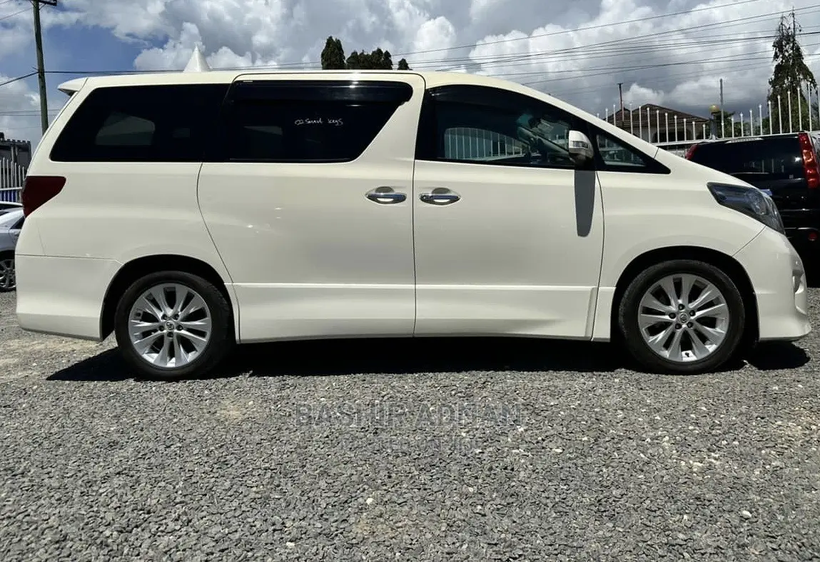 Toyota Alphard 2008 Pearl