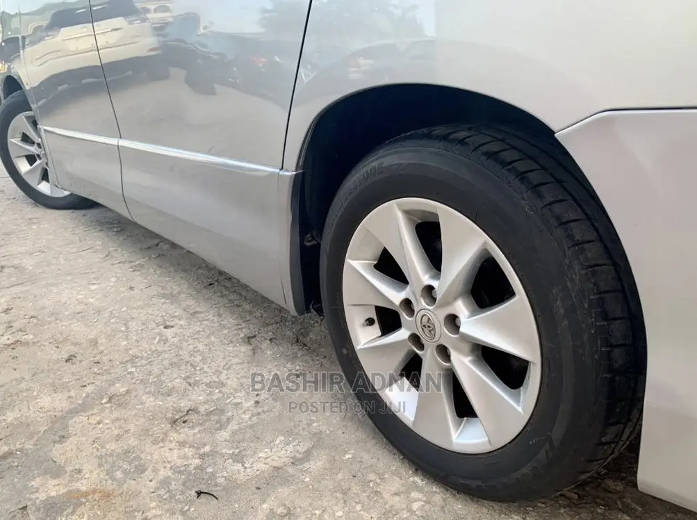 Toyota Alphard 2008 Gray