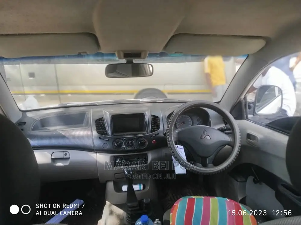 Mitsubishi L200 2014 White