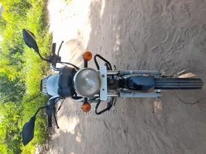 TVS HLX 125 2021 Blue