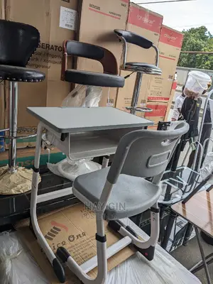 Desk /Dawati