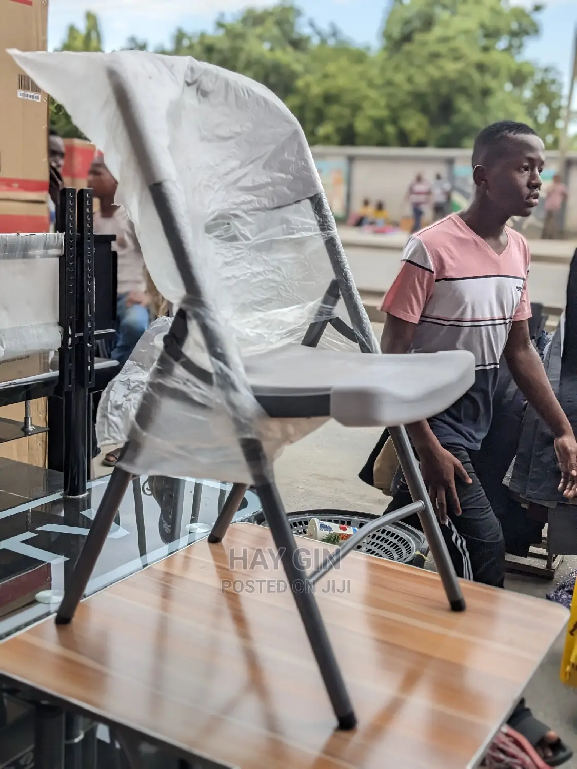 Kiti/Chair