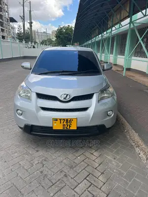 Toyota IST 2007 Silver