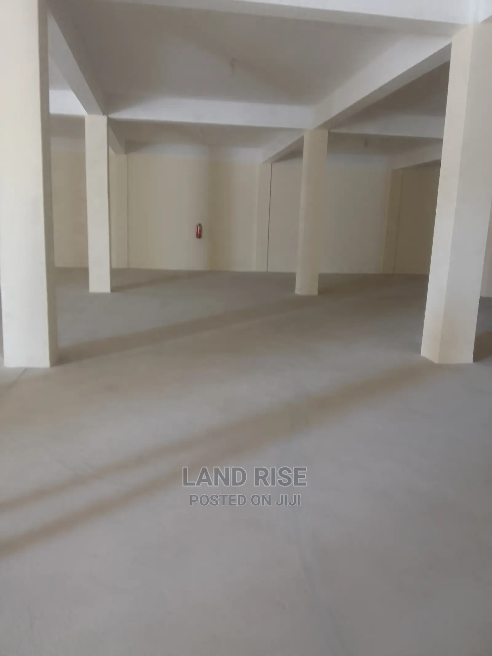 2100 SQM Warehouse / Chang'ombe
