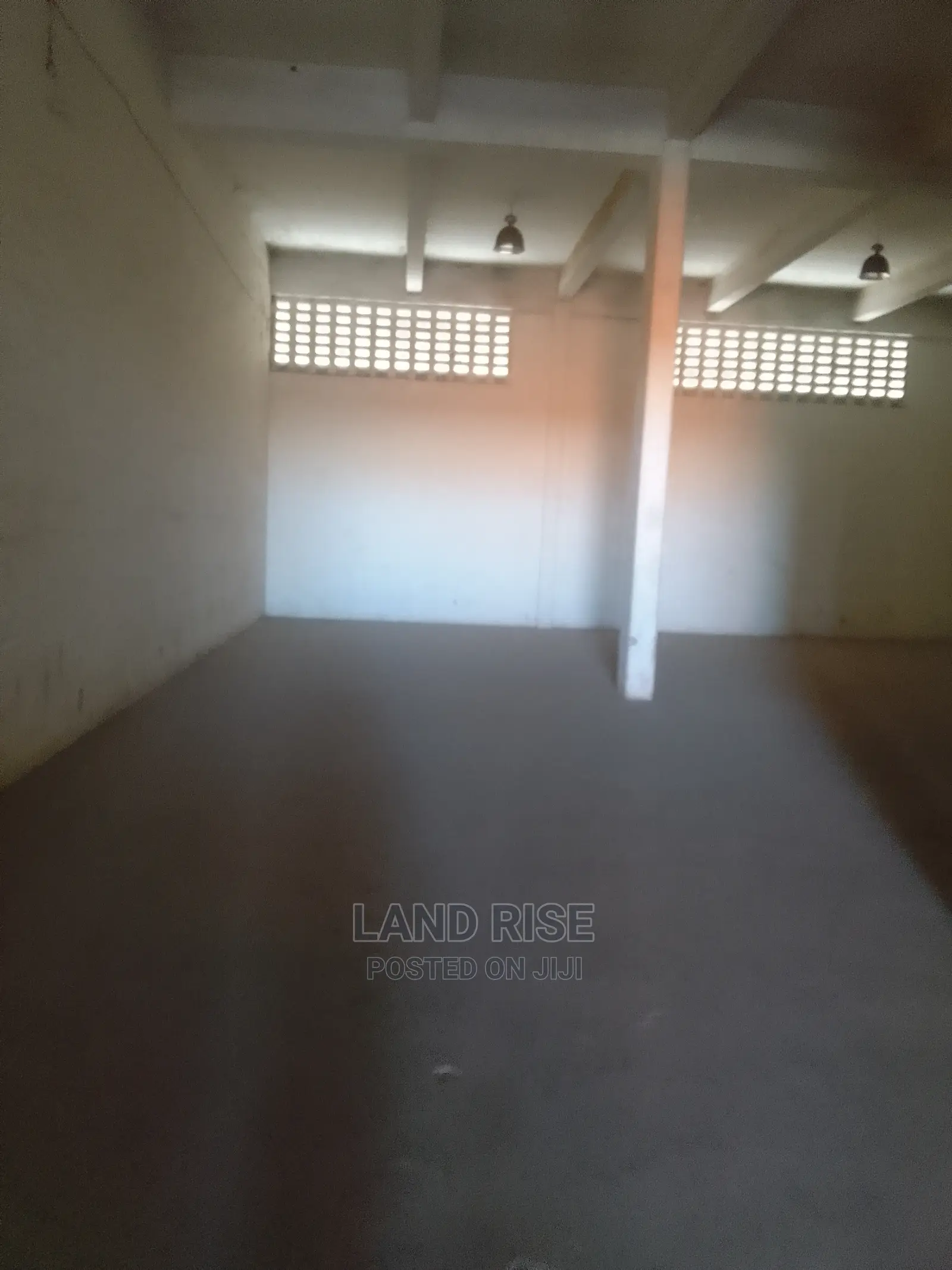 Warehouse SQM 800