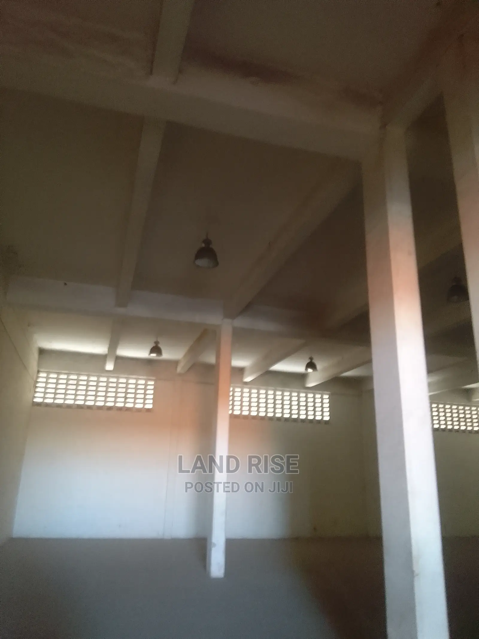 Warehouse SQM 800