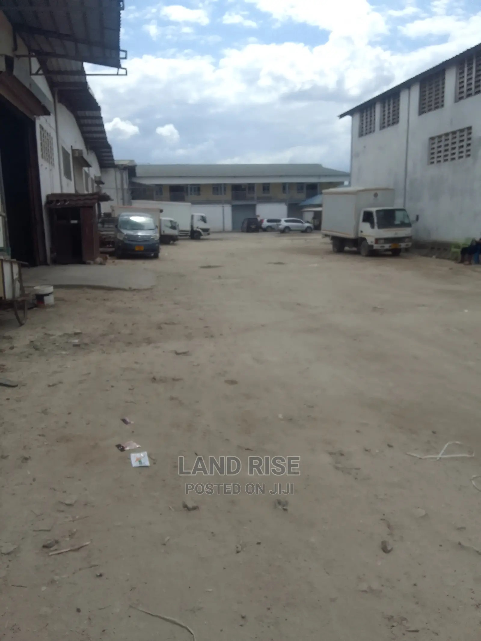 350 SQM Warehouse Nyerere Road