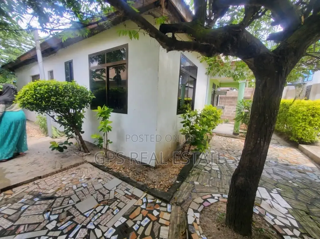 3bdrm House in Kimara Matosa, Kinondoni for sale