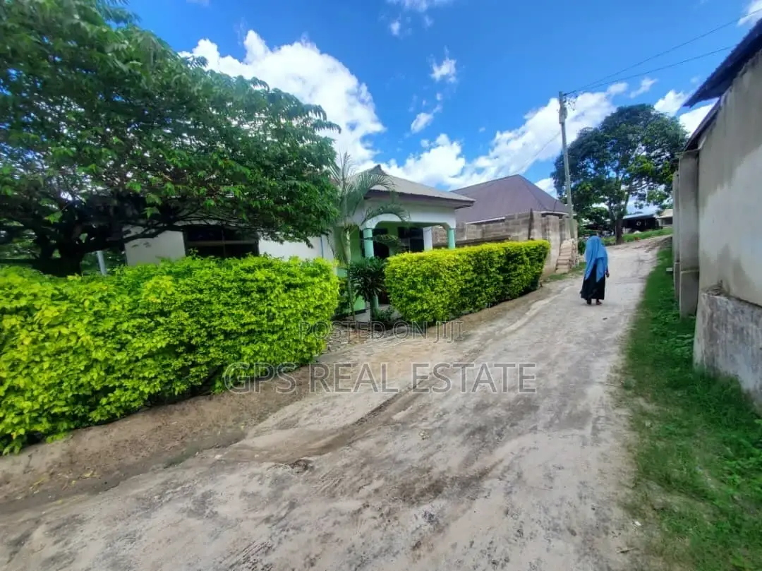 3bdrm House in Kimara Matosa, Kinondoni for sale