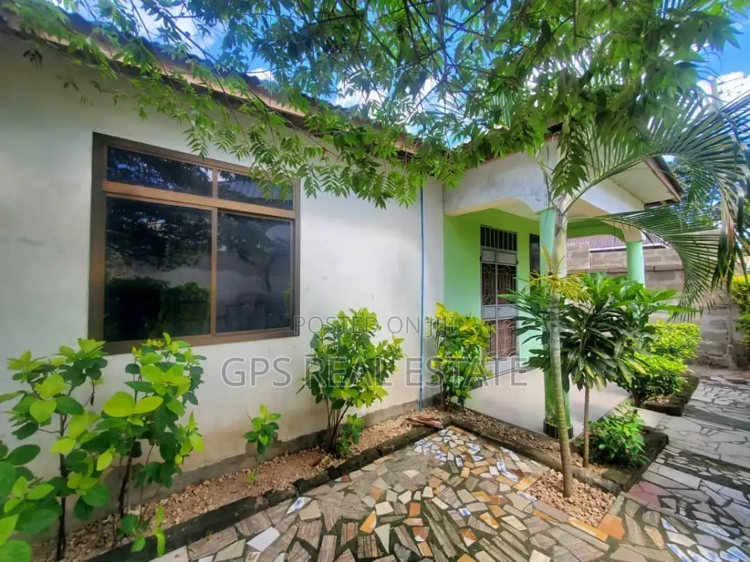 3bdrm House in Kimara Matosa, Kinondoni for sale