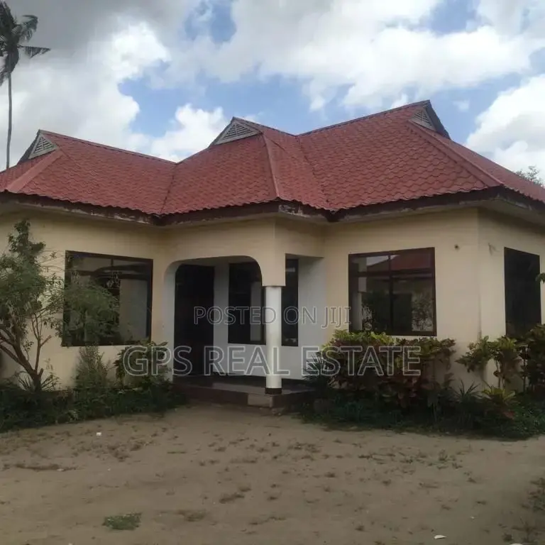 3bdrm House in Tabata Segerea, Kinondoni for sale