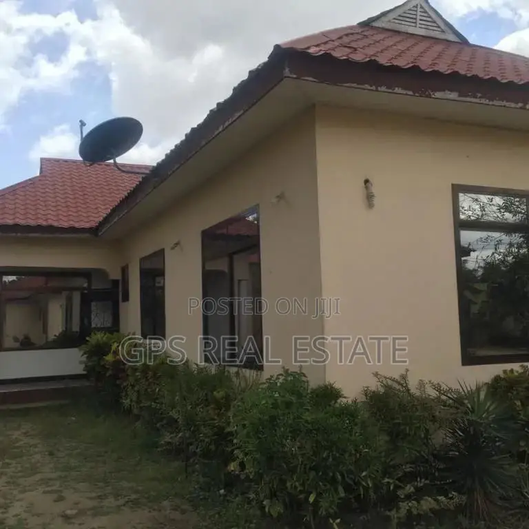3bdrm House in Tabata Segerea, Kinondoni for sale