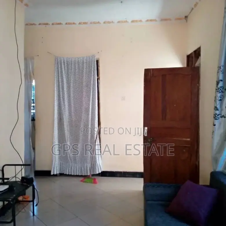 3bdrm House in Magengeni Chamazi for sale
