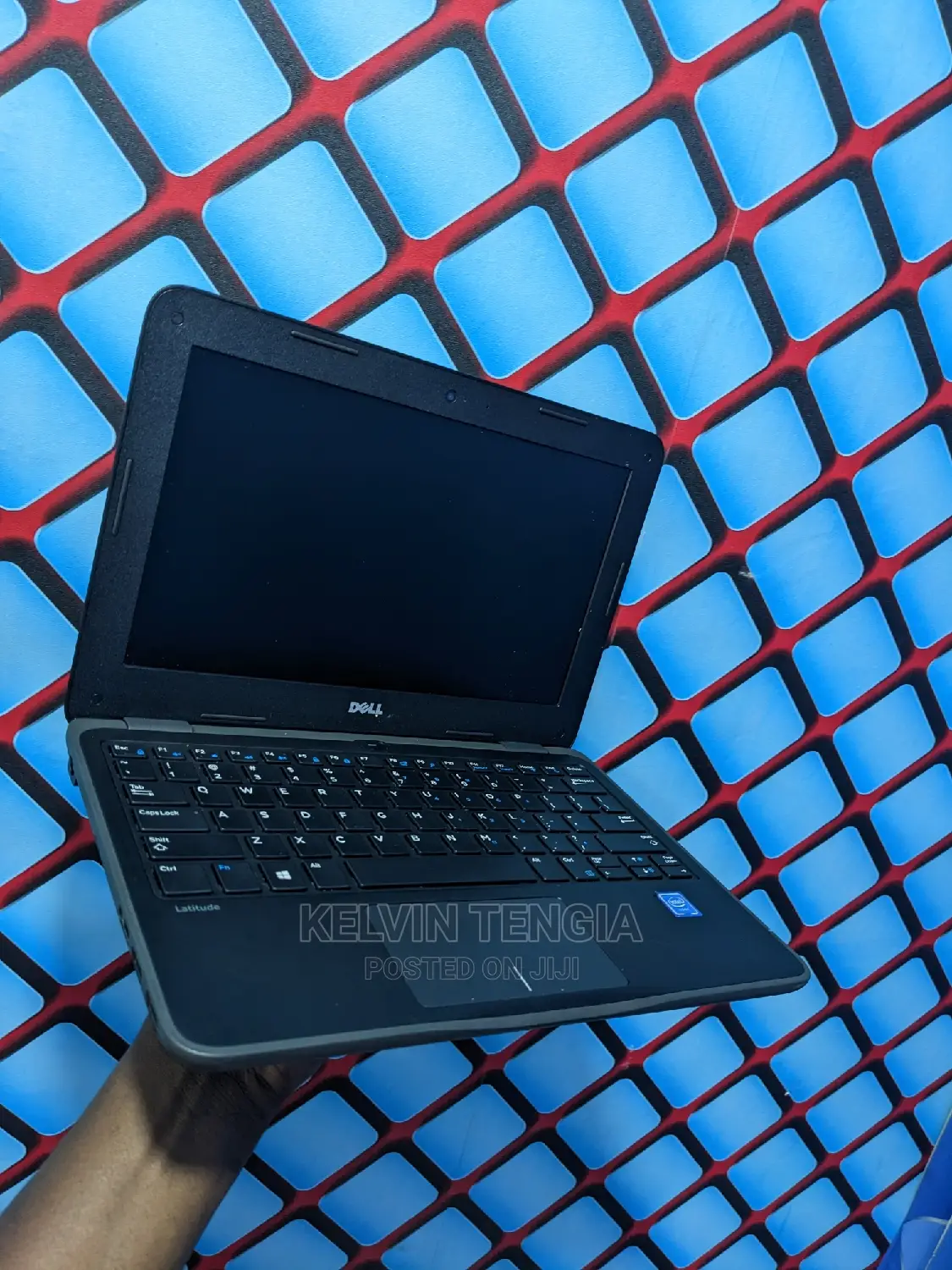 Laptop Dell Latitude 3180 4GB Intel Pentium SSD 250GB