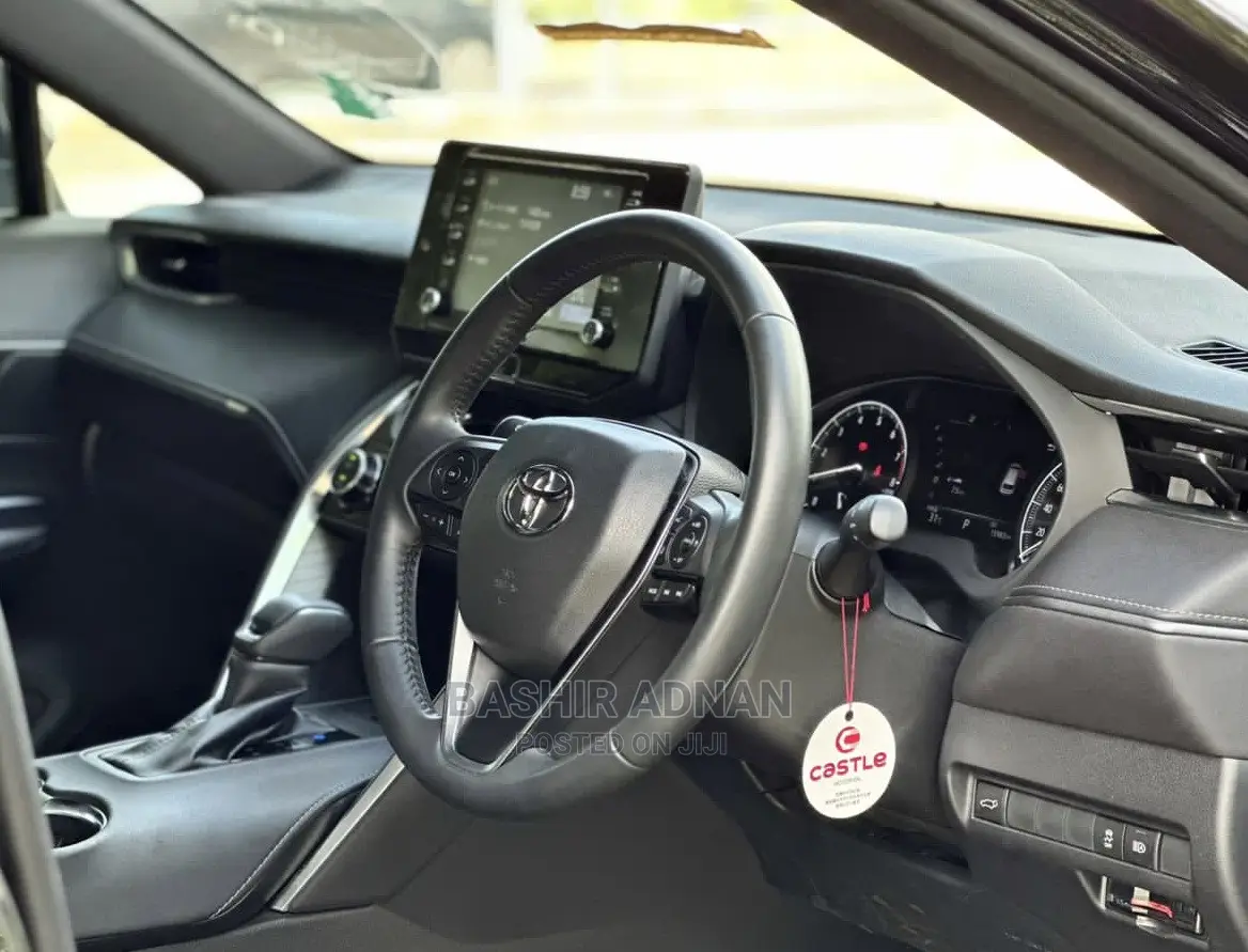 Toyota Harrier 2022 Black