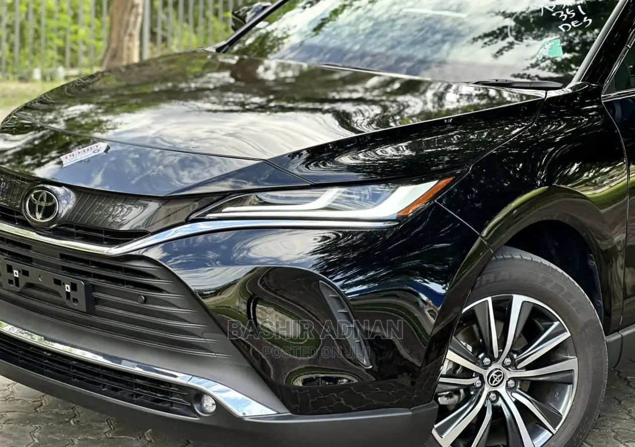 Toyota Harrier 2022 Black