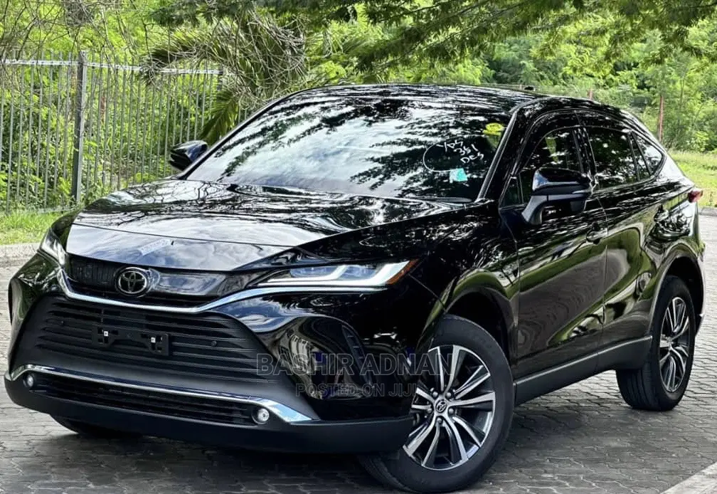Toyota Harrier 2022 Black