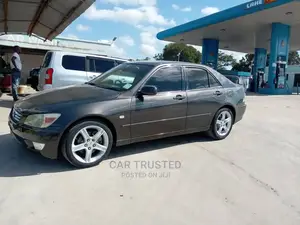 Toyota Altezza 2002 Beige