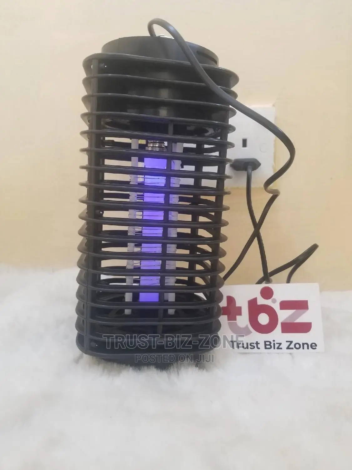 Electric Mosquitors Killer Lamp Mashine.