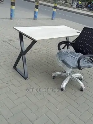 Metal Table+Chair