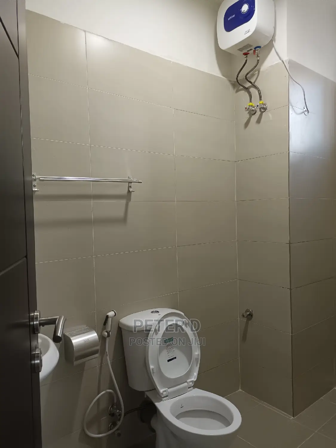 Furnished 3bdrm Apartment in Upanga West for rent