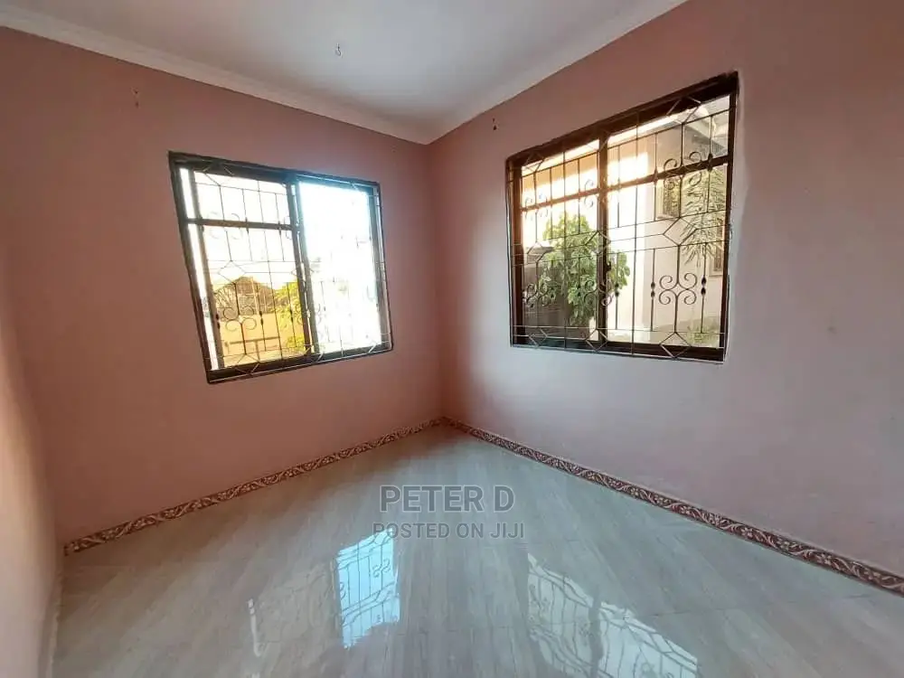 2bdrm Apartment in Kimara for rent