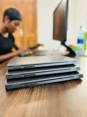 Laptop Dell Latitude 5300 8GB Intel Core I5 SSD 256GB