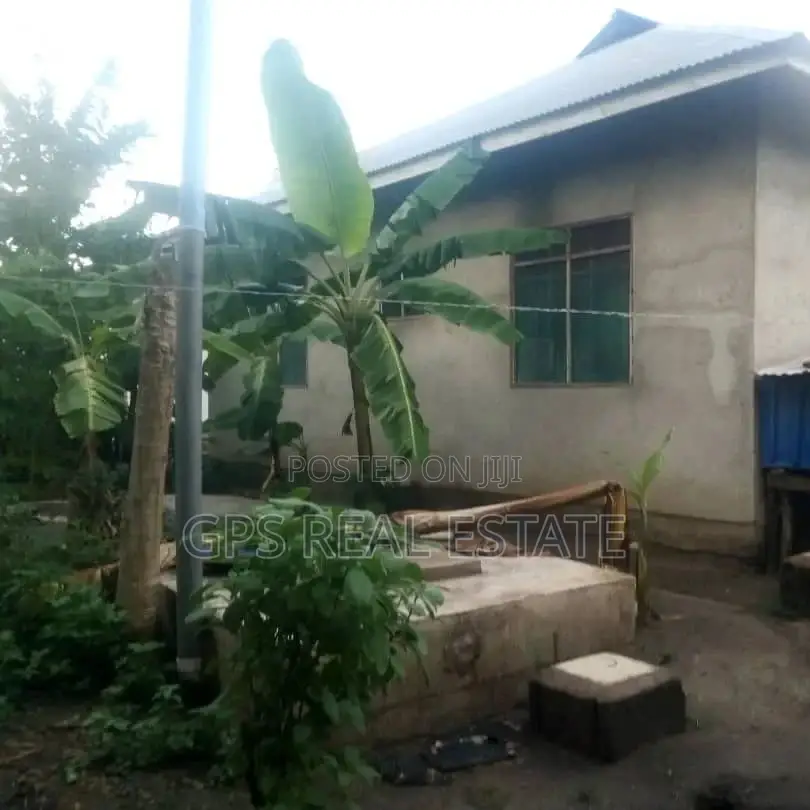 3bdrm House in Kibamba Kwa Komba, Kinondoni for sale
